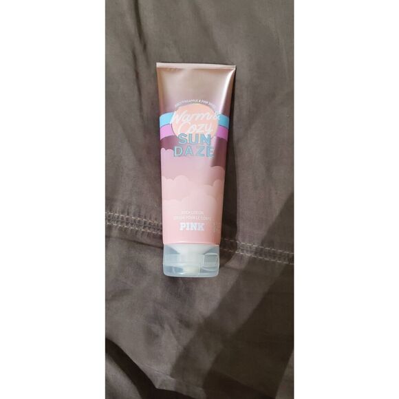 NEW UNOPENED VICTORIA'S SECRET PINK WARM AND COZY SUN DAZE BODY LOTION - Picture 1 of 5